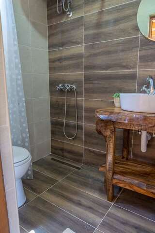 Шале Wood House Вирпазар Шале с двумя спальнями-11